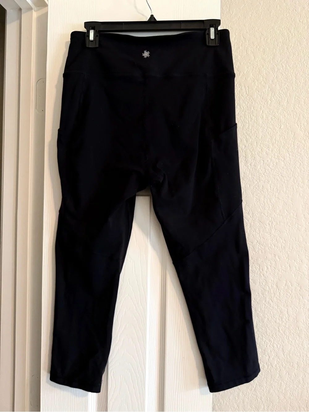 tek gear Black High-Waist Crop Leggings